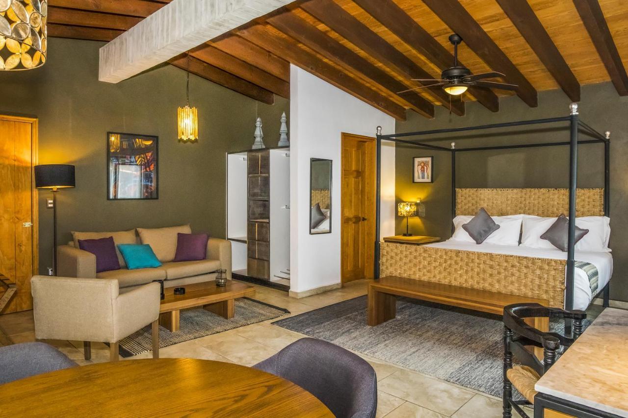 Hotel Amate Del Rio Маліналько Екстер'єр фото